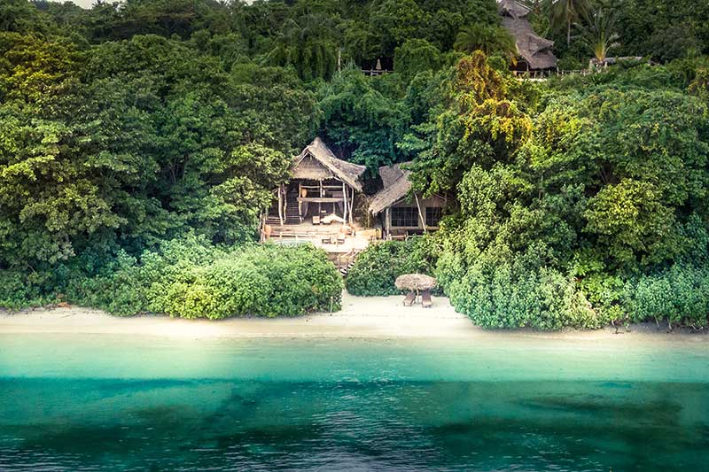 Fundu lagoon barefoot beach luxury on the African shores of the Indian Ocean
