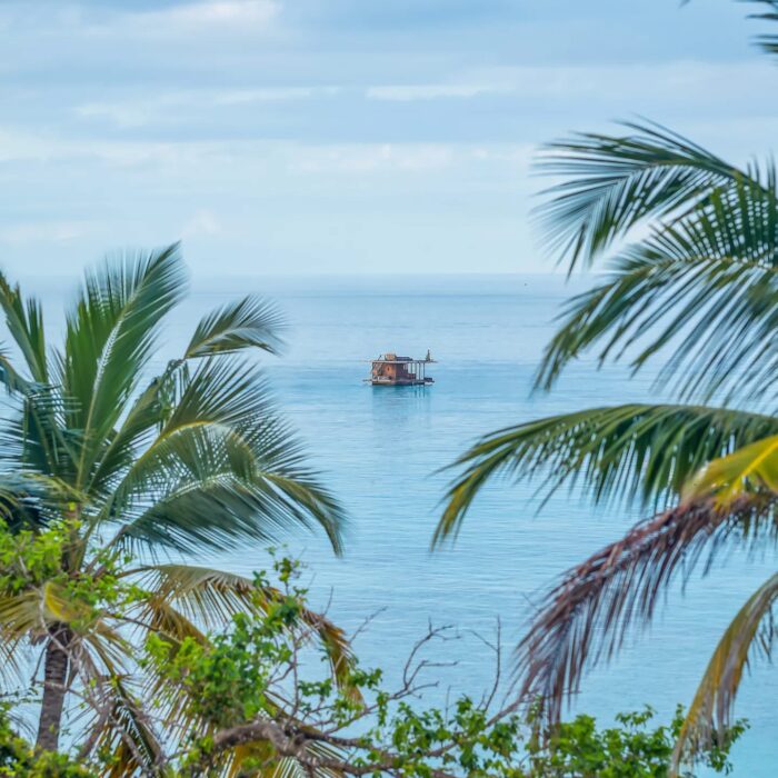 The Manta Resort – Underwater Room (Pemba Island, Tanzania)​